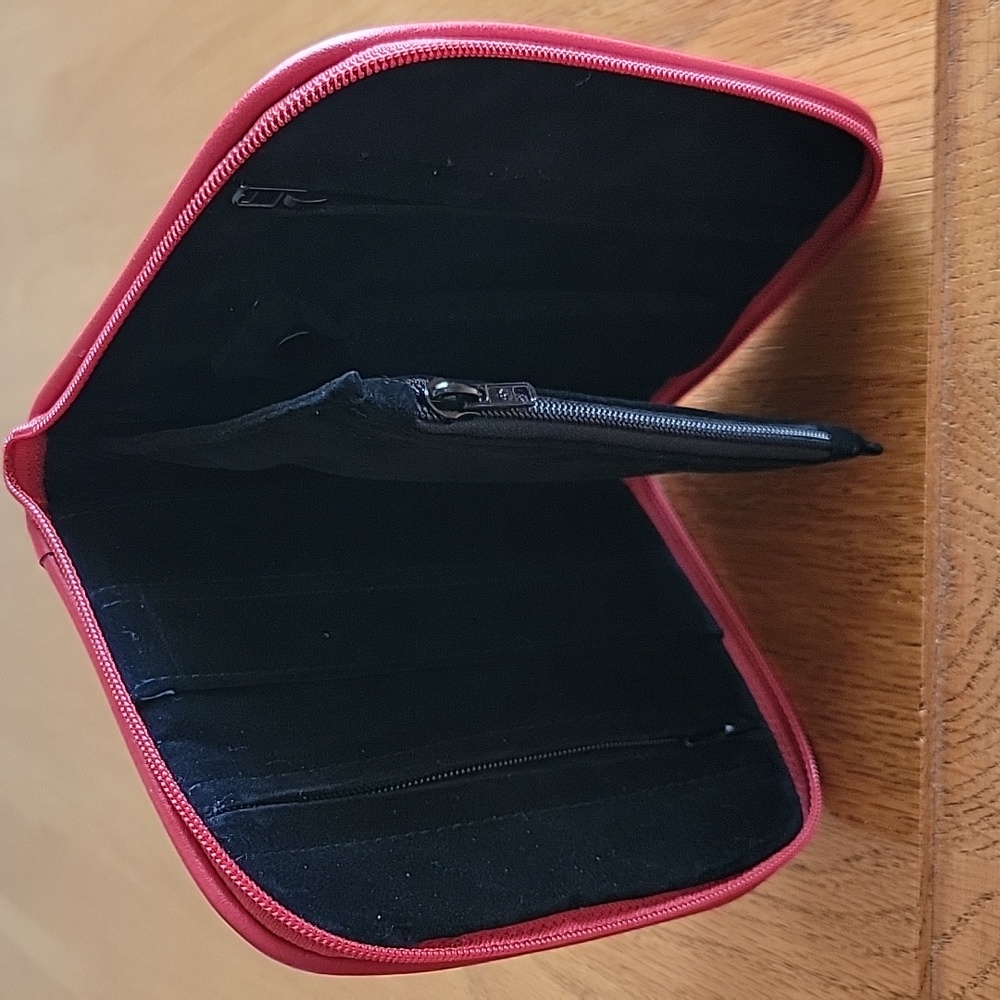 Jewelry Carrier